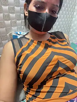 True_Love009 live cam on StripChat