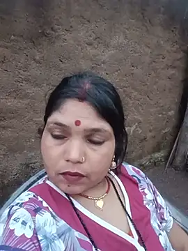 Rashili_jaan live cam on StripChat