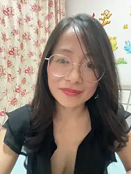 TangTang0530 live cam on StripChat