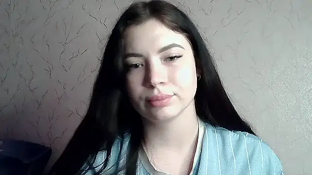 RubyLuna2 live cam on StripChat
