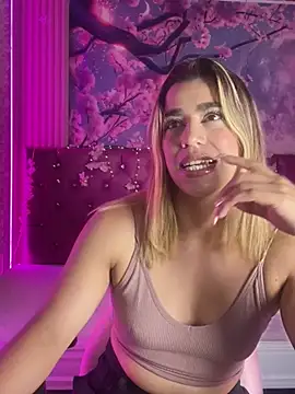 Alana_rode live cam on StripChat