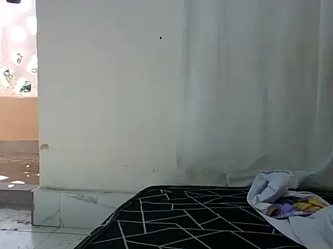 Sexyebony600 live cam on StripChat