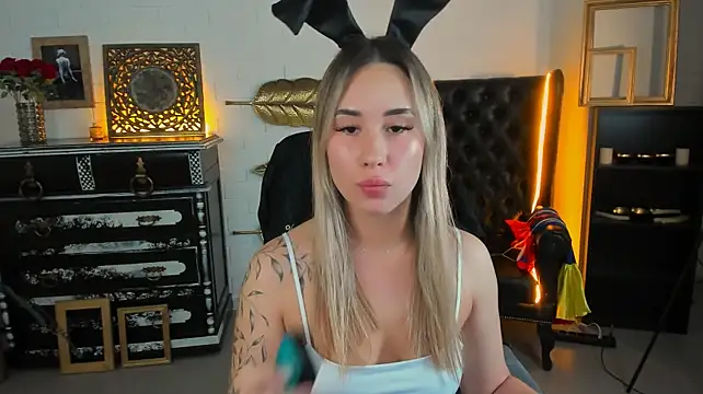 BettyRemz live cam on StripChat
