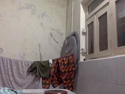 Kinky_Kumarr live cam