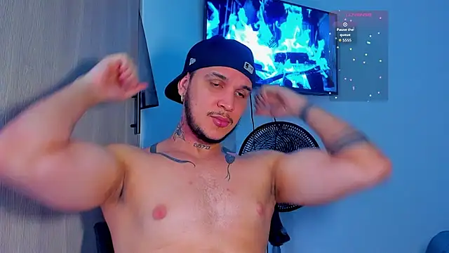 austinoficial live cam on StripChat