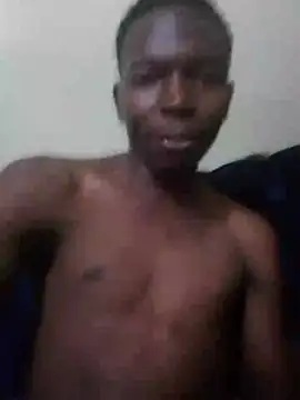 bonzo34 live cam on StripChat