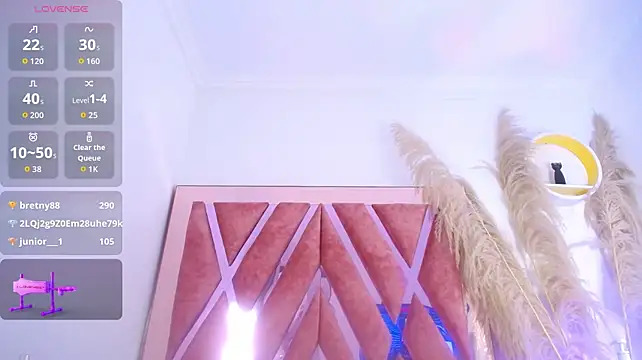 camiila__1 (F young) - squiirtn machin