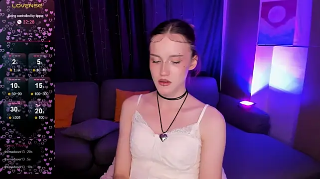 OliviaJennet live cam on StripChat