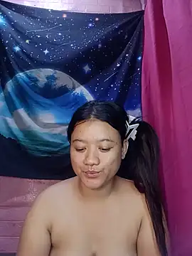 Urchanel live cam on StripChat