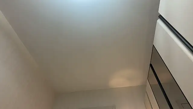 Aveloria_