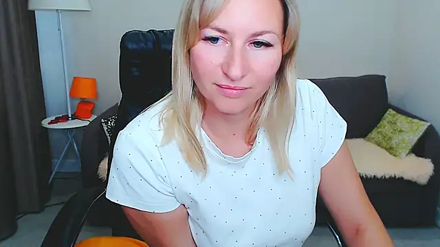 Incredible_Ariela live cam on StripChat