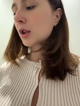 Dina_Tease