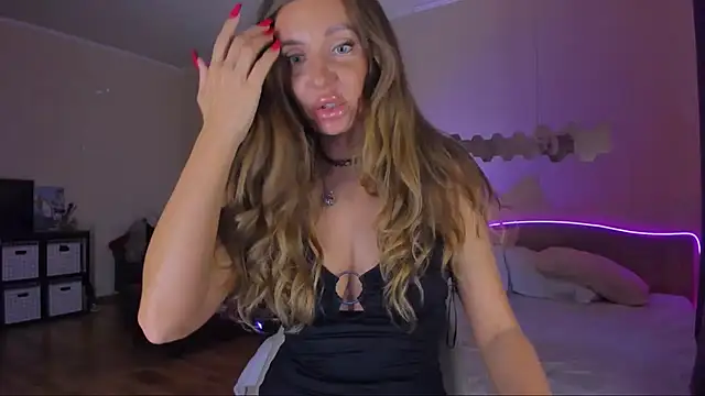 EmmaAbramson live cam on StripChat