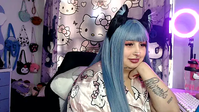 lussyevans24 live cam on StripChat