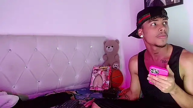 angel_foxc13 (M twink) - Happy happy Angel..!!😍