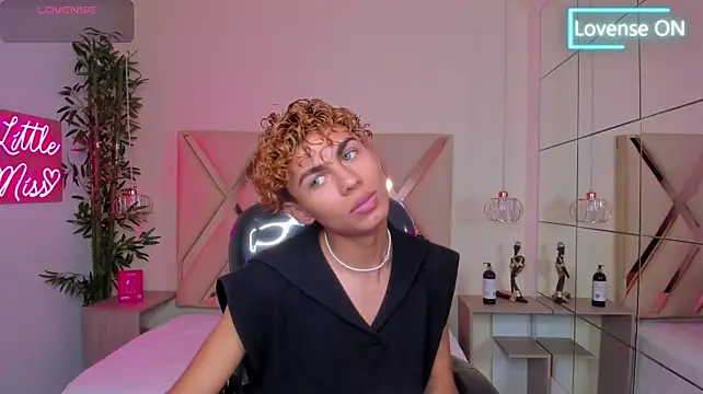 Anyelo_Twink