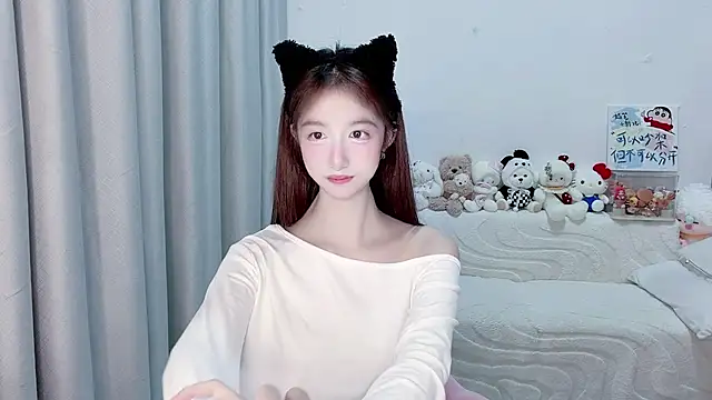 lucky-tt live cam on StripChat