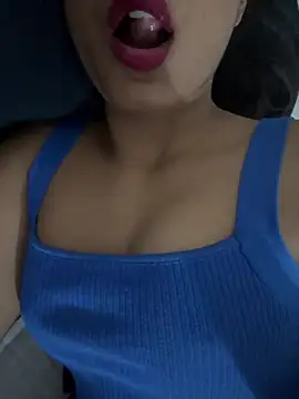 Sanaya_sana07 live cam on StripChat
