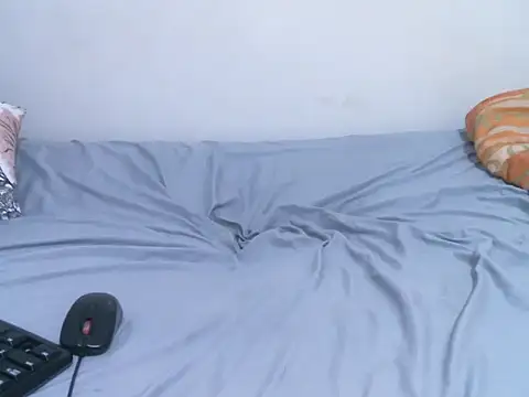 melaninQ live cam on StripChat