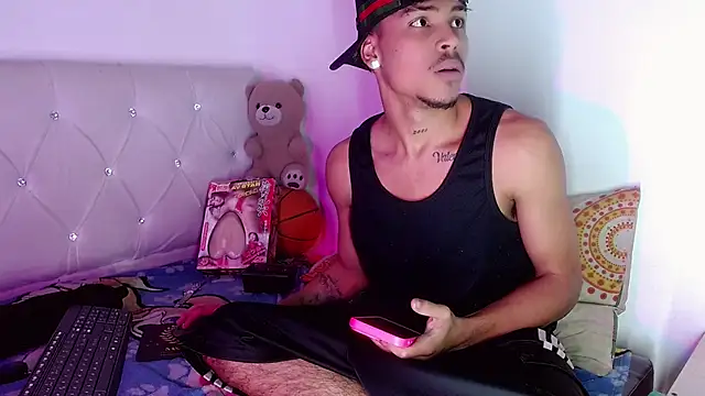 angel_foxc13 (M twink) - Happy happy Angel..!!😍