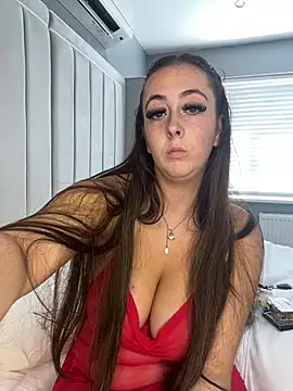 BrunetteBarbieXx_