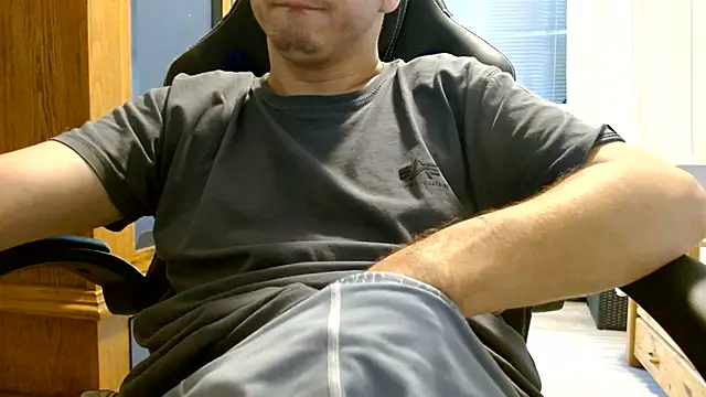 cuteboy00900 live cam on StripChat