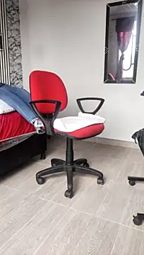 brenda_berck_ (F milf) - Show anál  1 finger hole
