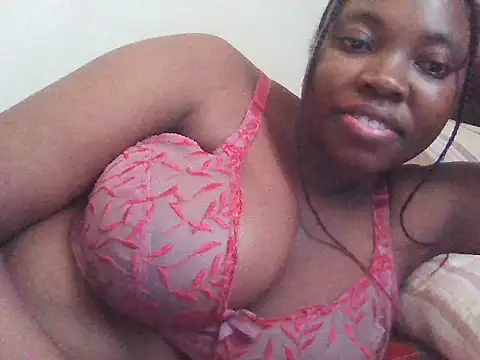 Sexxy_blush1 live cam on StripChat