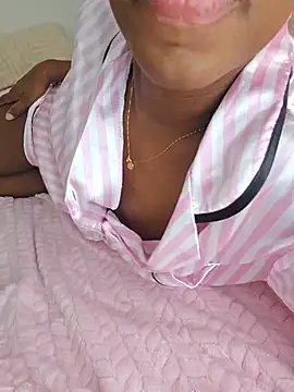 Im_Camila__ live cam on StripChat