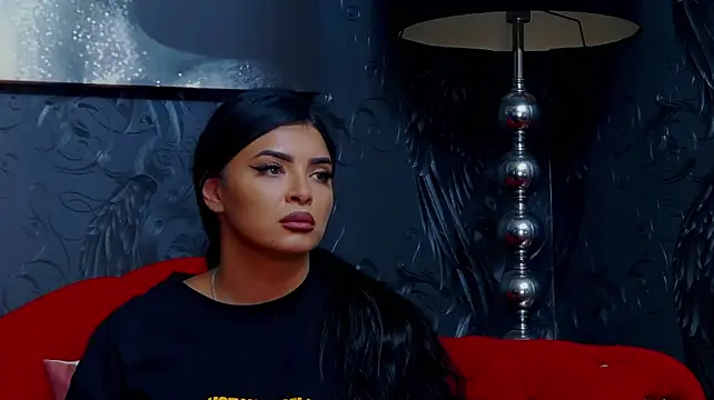 DevashaQueenX live cam on StripChat
