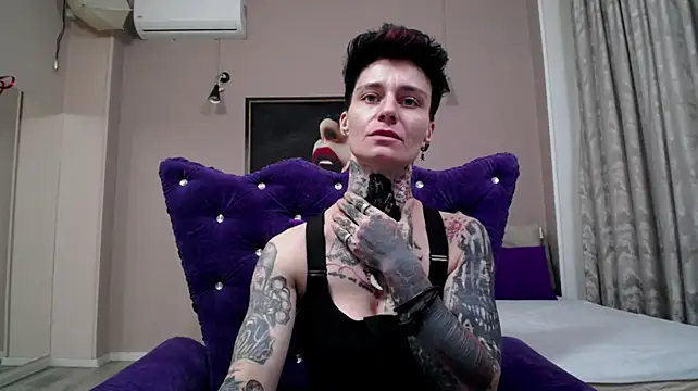 KennyXSX live cam on StripChat