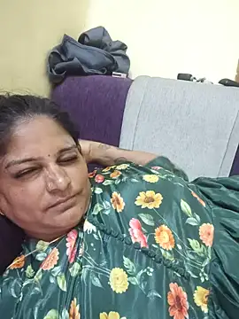 vanithasree505 live cam on StripChat