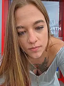 Luna_Lynn