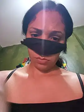 Sidra_alarab live cam on StripChat