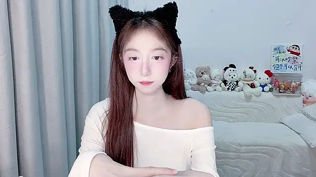 lucky-tt live cam on StripChat