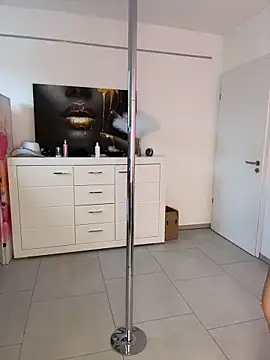 SpicyKylieFoxx