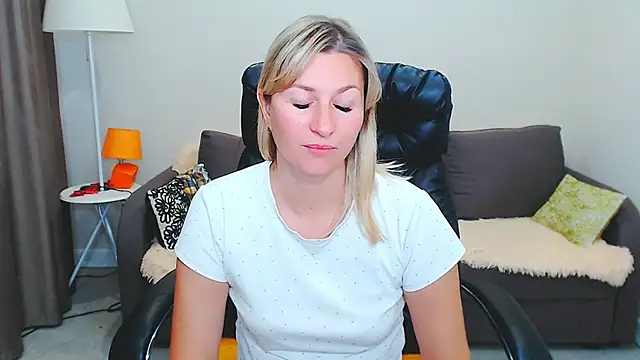 Incredible_Ariela live cam on StripChat