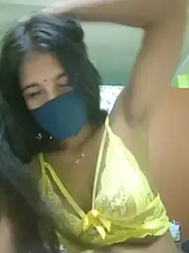 Pinkyjii live cam