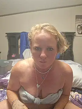 Penelopeplays live cam