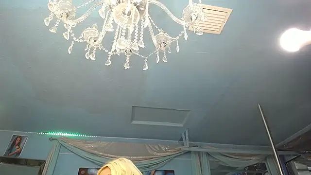 ADRIANNA_FOX live cam