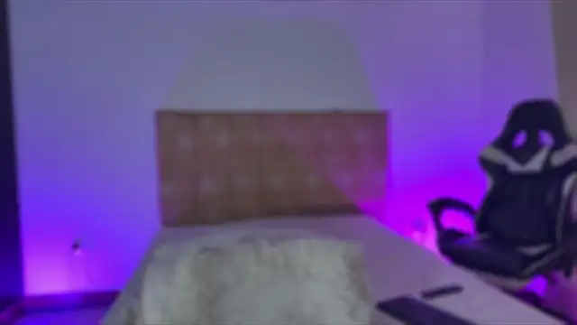 TrinyD live sex cam