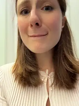 Dina_Tease