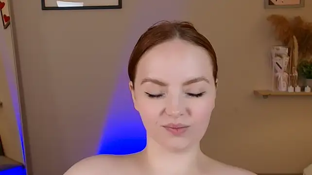 blessbinny live cam on StripChat