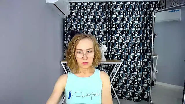 queen_a_n_i