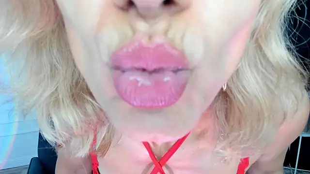 MuseOfStage live cam on StripChat