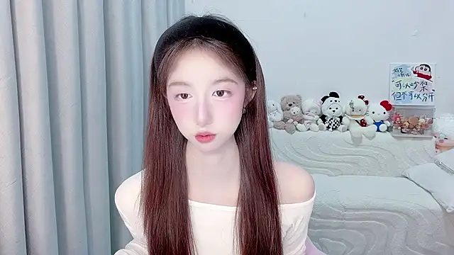 lucky-tt live cam on StripChat