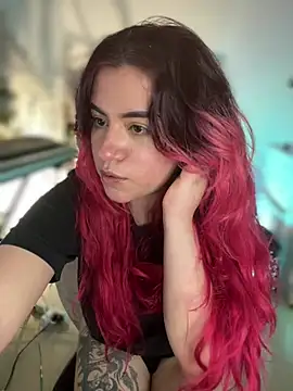 NikkiNix