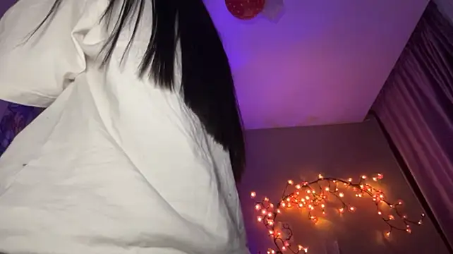 KamalaFlurry live cam on StripChat