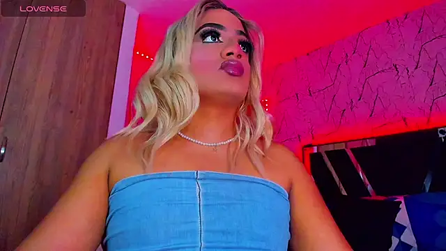 Amber_bigdick22