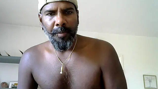 frenchblackc31 live cam